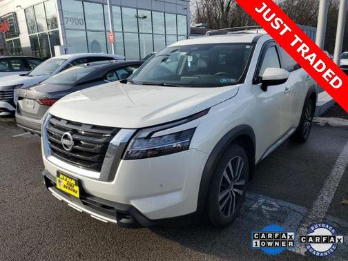 2023 Nissan Pathfinder Platinum