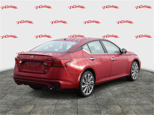 2025 Nissan Altima SL