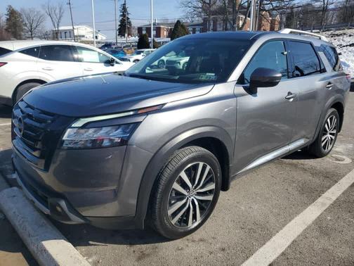 2024 Nissan Pathfinder Platinum 4WD