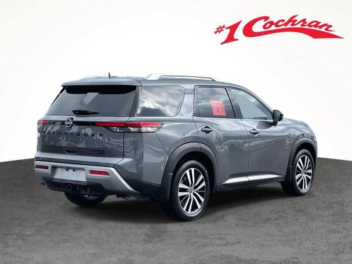 2024 Nissan Pathfinder Platinum 4WD