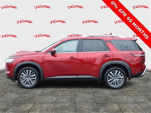 2025 Nissan Pathfinder SL