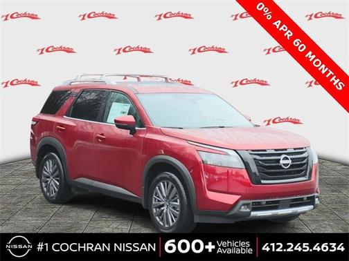 2025 Nissan Pathfinder SL