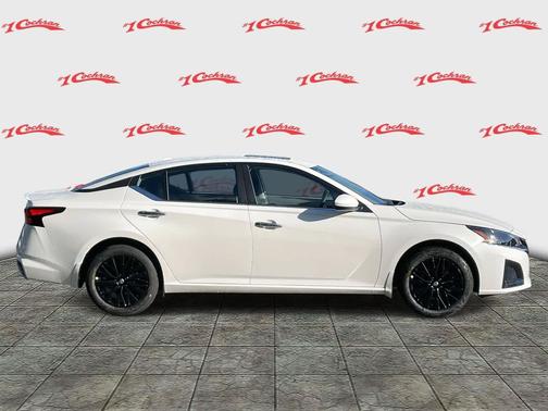 2025 Nissan Altima SV AWD