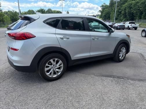 Molten Silver 2019 Hyundai TUCSON SE