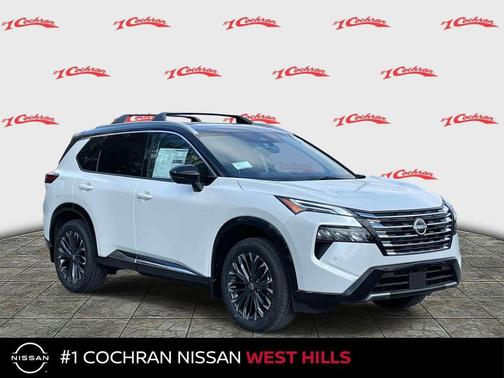 Everest White Pearl/Super Black 2026 Nissan Rogue Platinum
