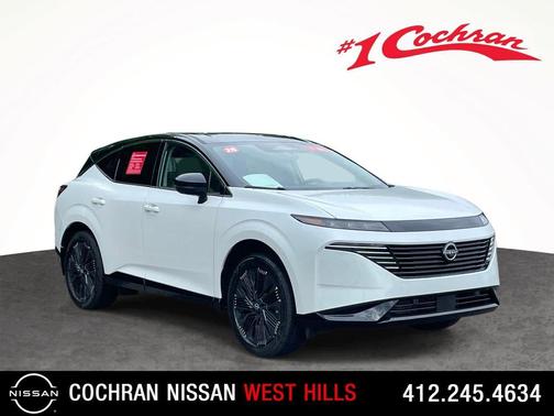 Everest White Pearl Tricoat/Super Black 2026 Nissan Murano Platinum