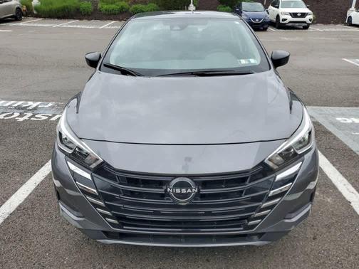 Gun Metallic 2024 Nissan Versa 1.6 S