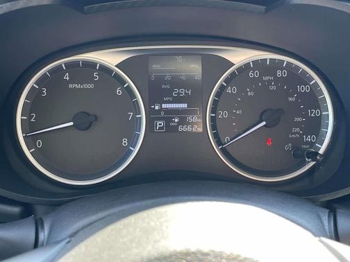 Gun Metallic 2024 Nissan Versa 1.6 S