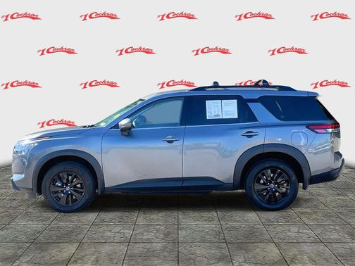 2023 Nissan Pathfinder SV 4WD