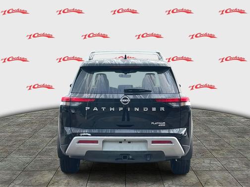 2025 Nissan Pathfinder Platinum 4WD