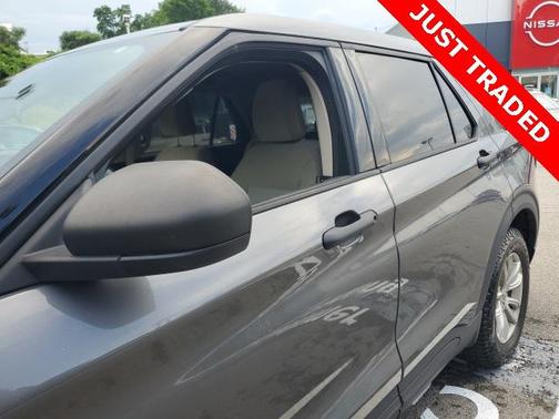 2021 Ford Explorer Base