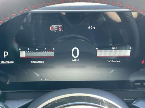 Super Black 2026 Nissan Kicks SR