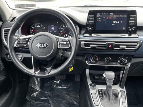 Cherry Black 2021 Kia Seltos S