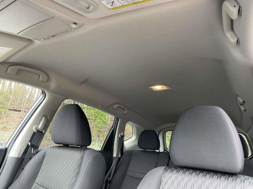 Gun Metallic 2019 Nissan Rogue SV