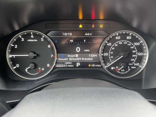 White Diamond 2024 Mitsubishi Outlander SE 2.5 2WD