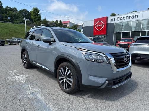 2025 Nissan Pathfinder Platinum