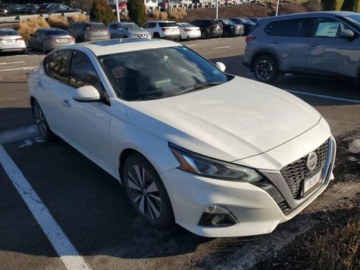 2020 Nissan Altima 2.5 SV