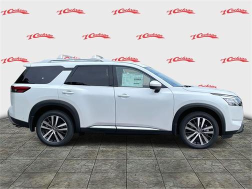 2025 Nissan Pathfinder Platinum