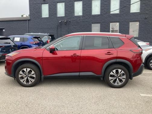 2022 Nissan Rogue SV