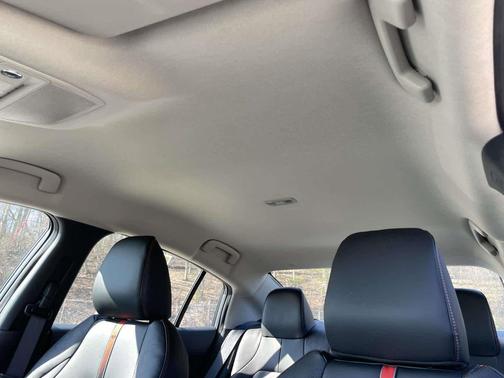 Atlantic Gray Metallic/Super Black 2026 Nissan Sentra SR