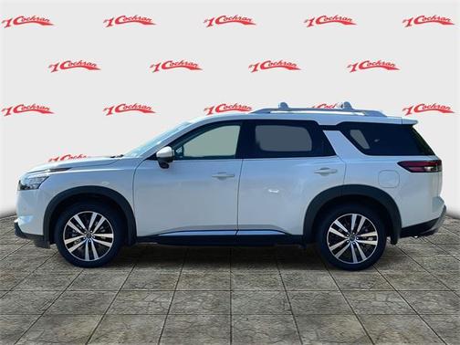 2025 Nissan Pathfinder Platinum