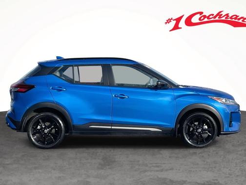 2023 Nissan Kicks SR