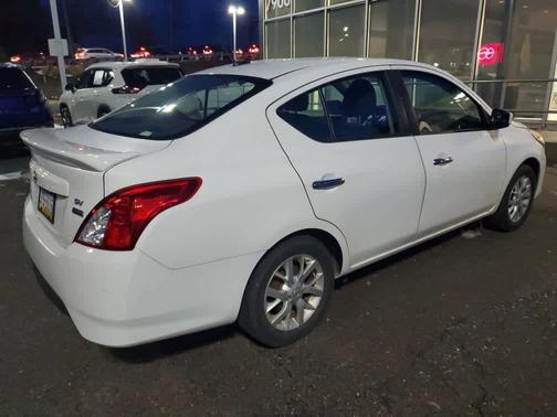 2018 Nissan Versa 1.6 SV