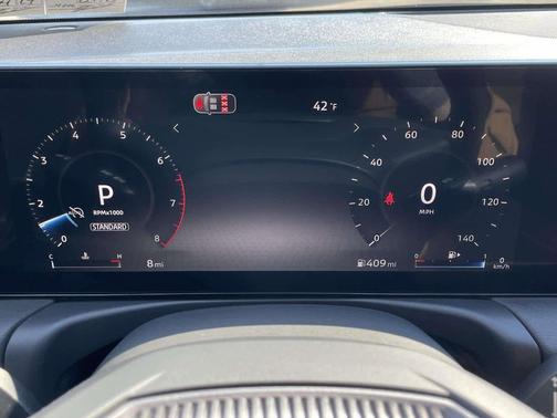 Energetic Ember/Super Black 2026 Nissan Sentra SR