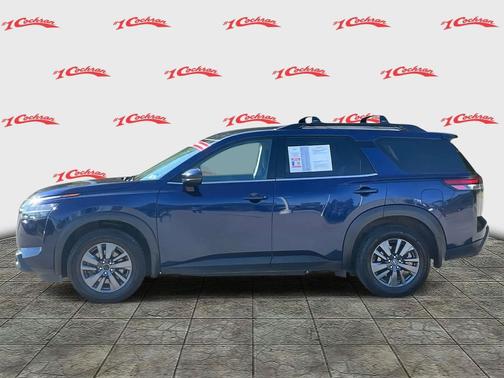 2022 Nissan Pathfinder SV 4WD