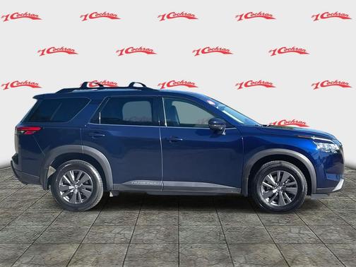2022 Nissan Pathfinder SV 4WD