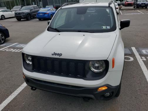 Alpine White Clearcoat 2019 Jeep Renegade Upland
