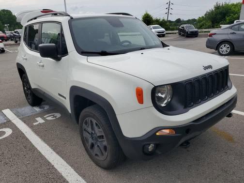Alpine White Clearcoat 2019 Jeep Renegade Upland