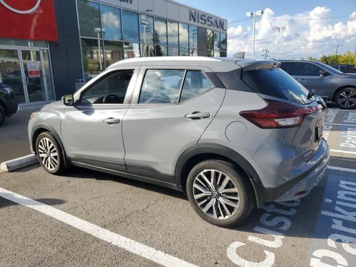 2023 Nissan Kicks SV