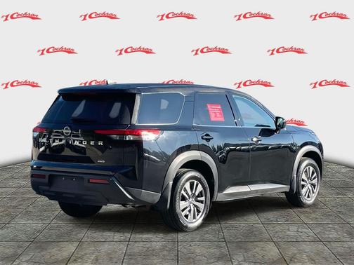 2024 Nissan Pathfinder S 4WD