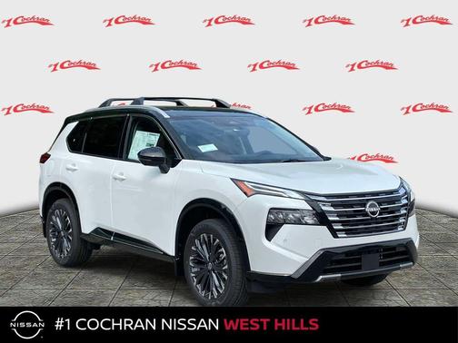 Everest White Pearl/Super Black 2026 Nissan Rogue Platinum