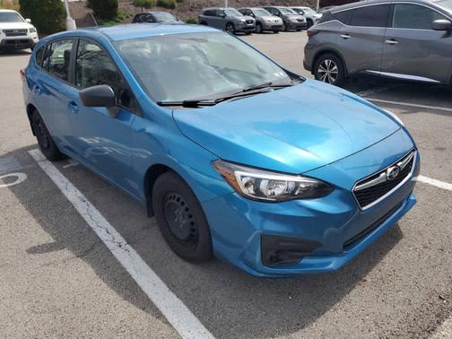 Island Blue Pearl 2018 Subaru Impreza 2.0i