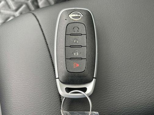 Gun Metallic 2026 Nissan Kicks SV