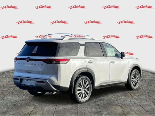 2025 Nissan Pathfinder SL 4WD