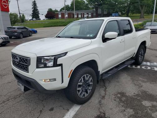 Glacier White 2022 Nissan Frontier SV