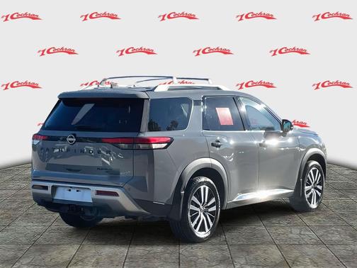 2024 Nissan Pathfinder Platinum 4WD