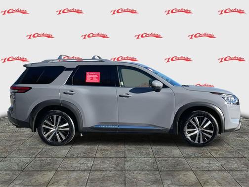 2024 Nissan Pathfinder Platinum 4WD