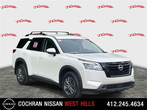 2024 Nissan Pathfinder SV