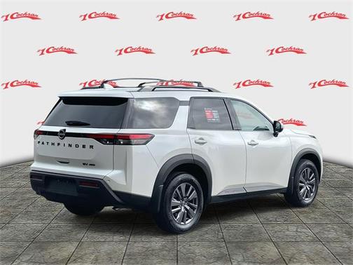2024 Nissan Pathfinder SV