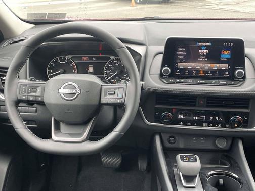 Scarlet Ember Tintcoat 2026 Nissan Rogue SV