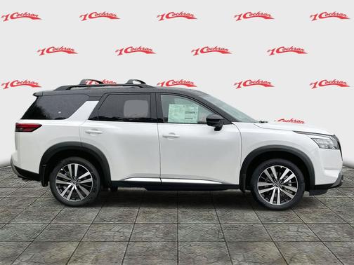 2025 Nissan Pathfinder Platinum 4WD