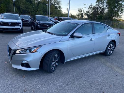 2022 Nissan Altima 2.5 SL