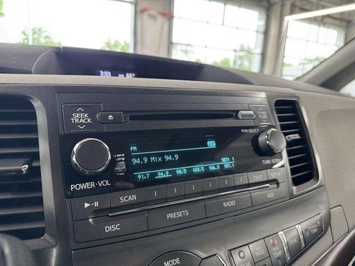 2014 Toyota Sienna L