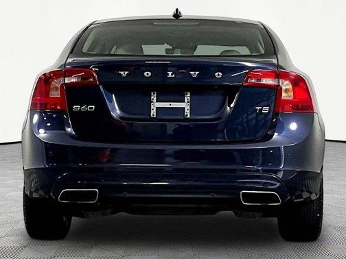 Caspian Blue Metallic 2015 Volvo S60 T5 Premier