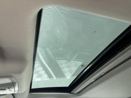 2011 INFINITI G25x Base