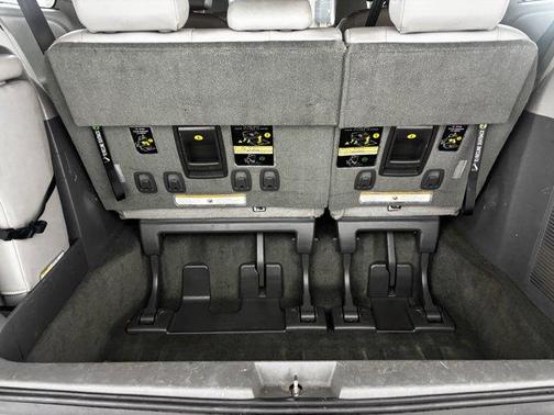 2016 Toyota Sienna L